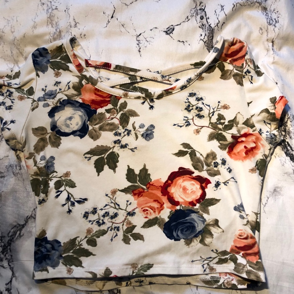 crop top